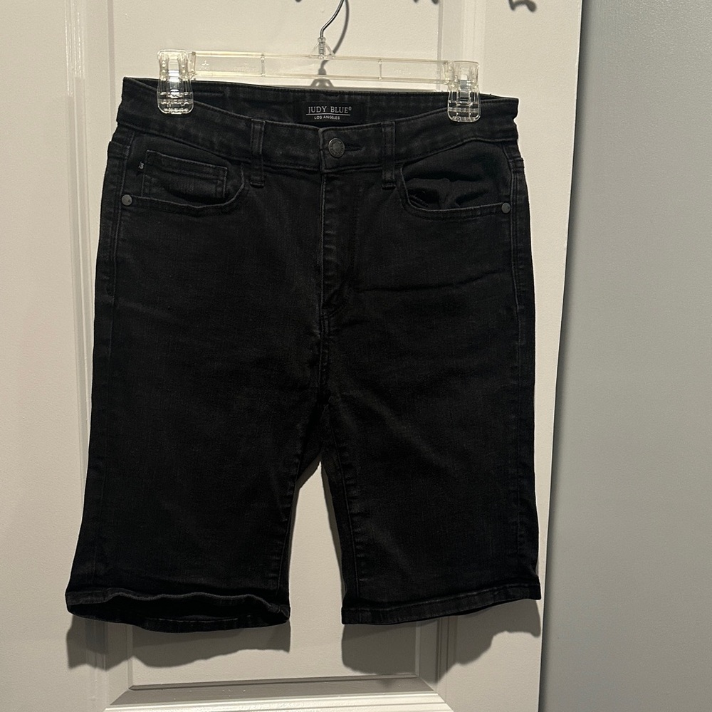 Judy Blue black Bermuda Shorts